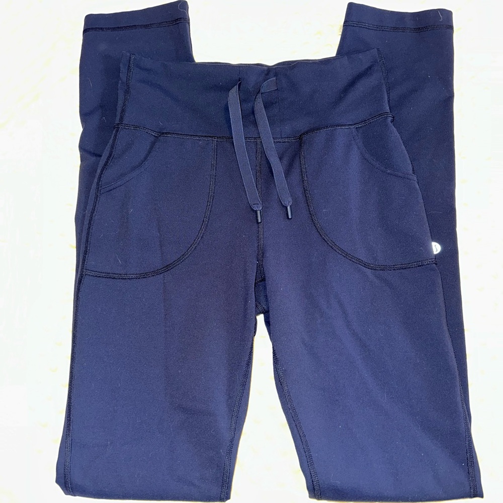 Lululemon Keep Moving Pant Luxtreme True Navy Size 6